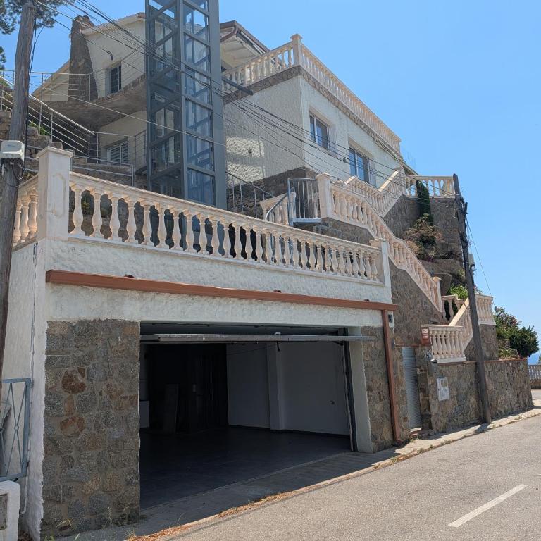 GMID IMMO A228 Casa Unica - Casa de 3 dormitorios - 55