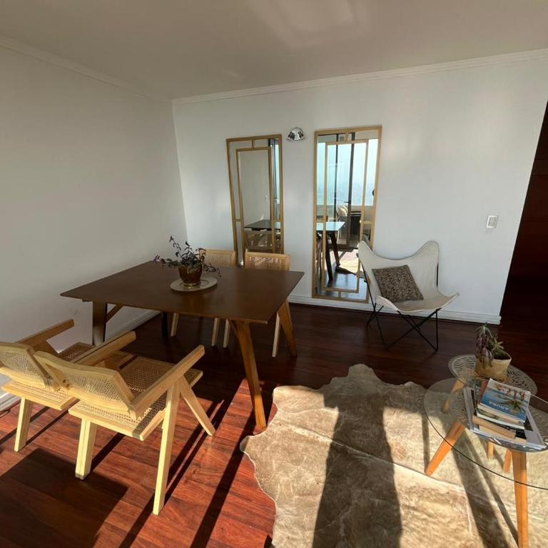 Depto Las Condes-Vitacura a pasos de Parque Arauco - Two-Bedroom Apartment - 5