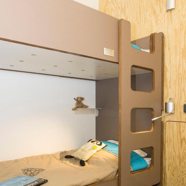 Appartement rénové 3 pièces, ski aux pieds, balcon - FR-1-346-324 - Appartement - 14