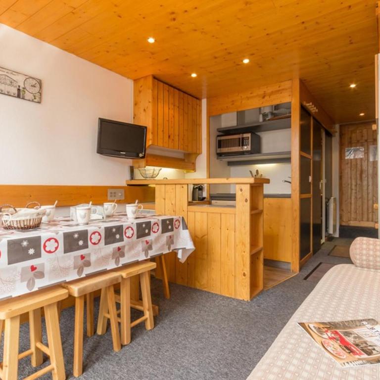 Duplex rénové au calme avec balcon - 6/7 pers. - FR-1-346-332 - Appartement - 14