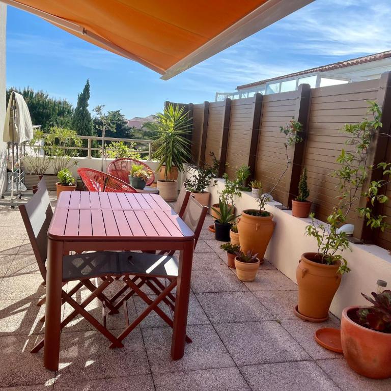 La Terrasse de la Corniche Grand T3 Terrasse 27m Plage 300m Climatisation Parking Quartier Corniche - Apartment mit 2 Schlafzimmern - 1