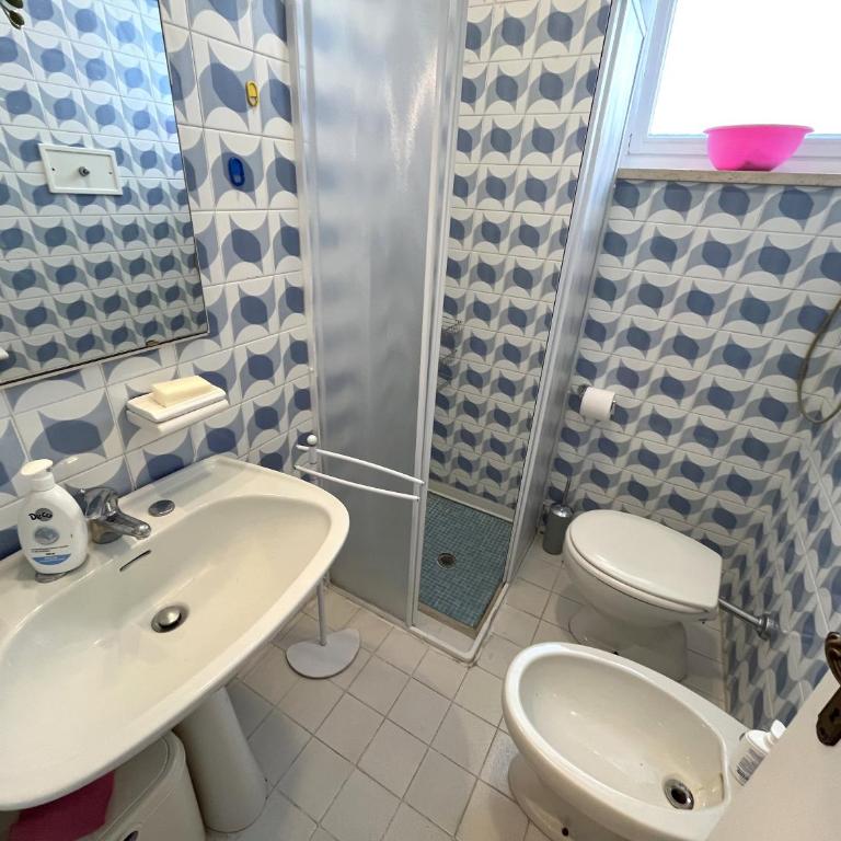 Lignano Sabbiadoro real city center - Two-Bedroom Apartment - 3