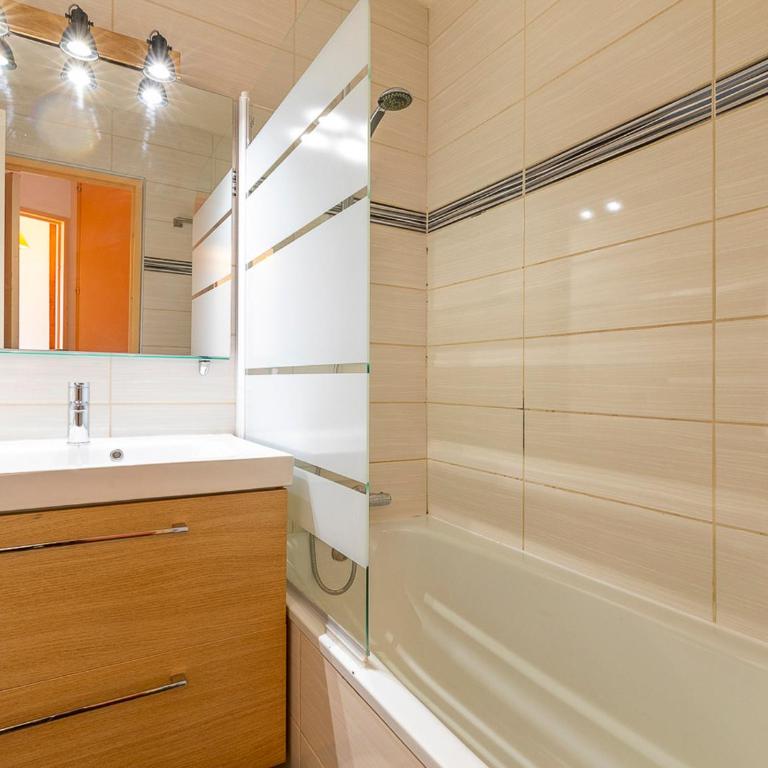 Confort 2 pièces pour 5 avec balcon sud à Avoriaz - Appartement 1 Chambre - 12