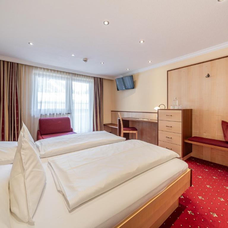 Hotel Schöpf - Mountain Hideaway - Familienzimmer (2 Erwachsene + 2 Kinder bis 5 Jahre) - 5