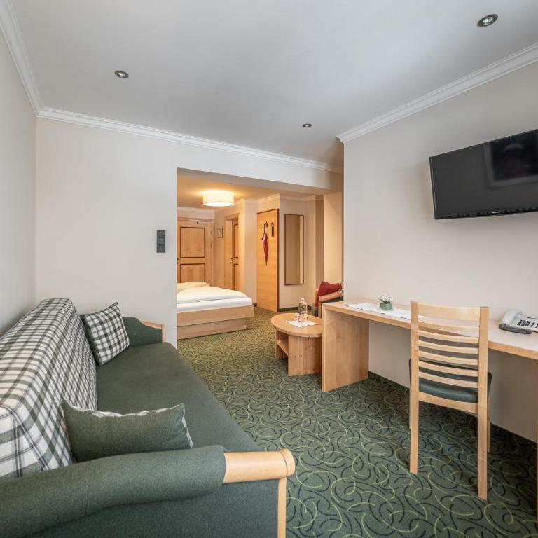 Hotel Schöpf - Mountain Hideaway - Familienzimmer (2 Erwachsene + 2 Kinder bis 5 Jahre) - 16