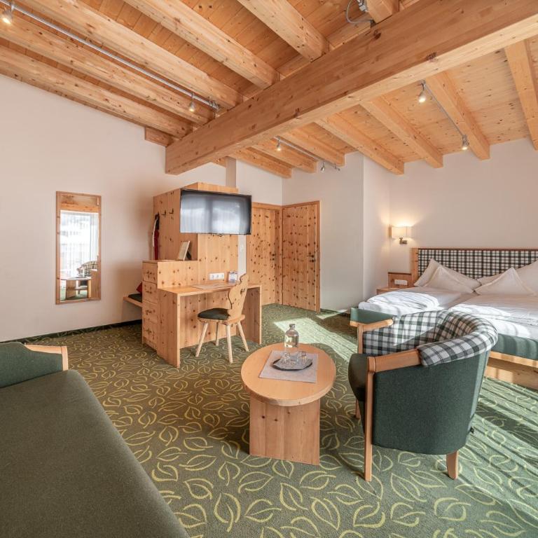 Hotel Schöpf - Mountain Hideaway - Superior Suite - 4