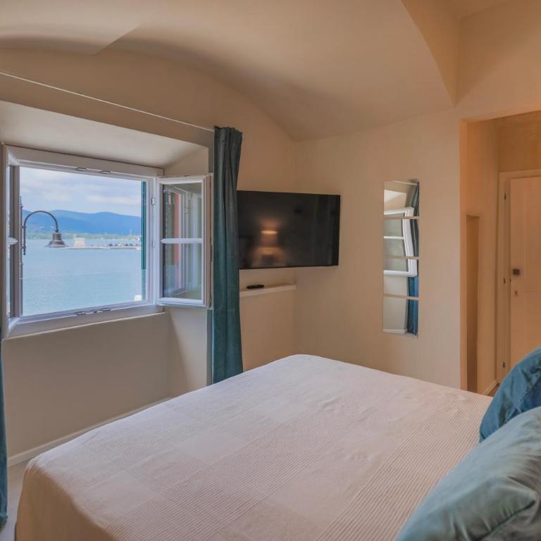 King Rooms - Camera Matrimoniale con Vista Mare - 1