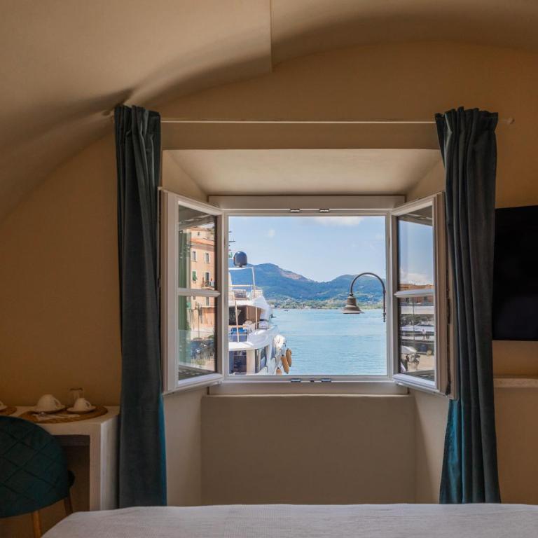 King Rooms - Camera Matrimoniale con Vista Mare - 8