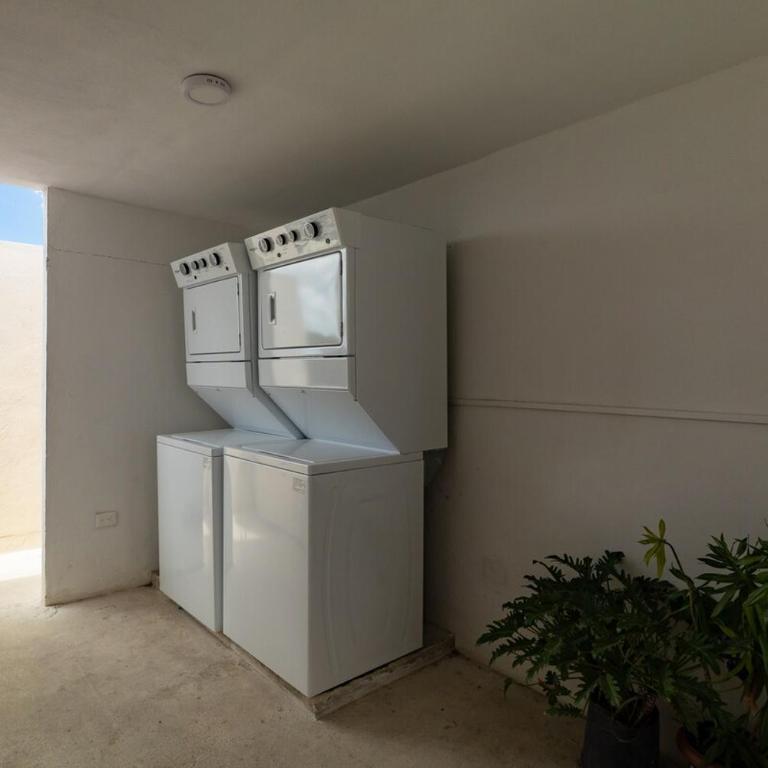 Modern Executive Apartment with Parking - One-Bedroom Apartment - 4