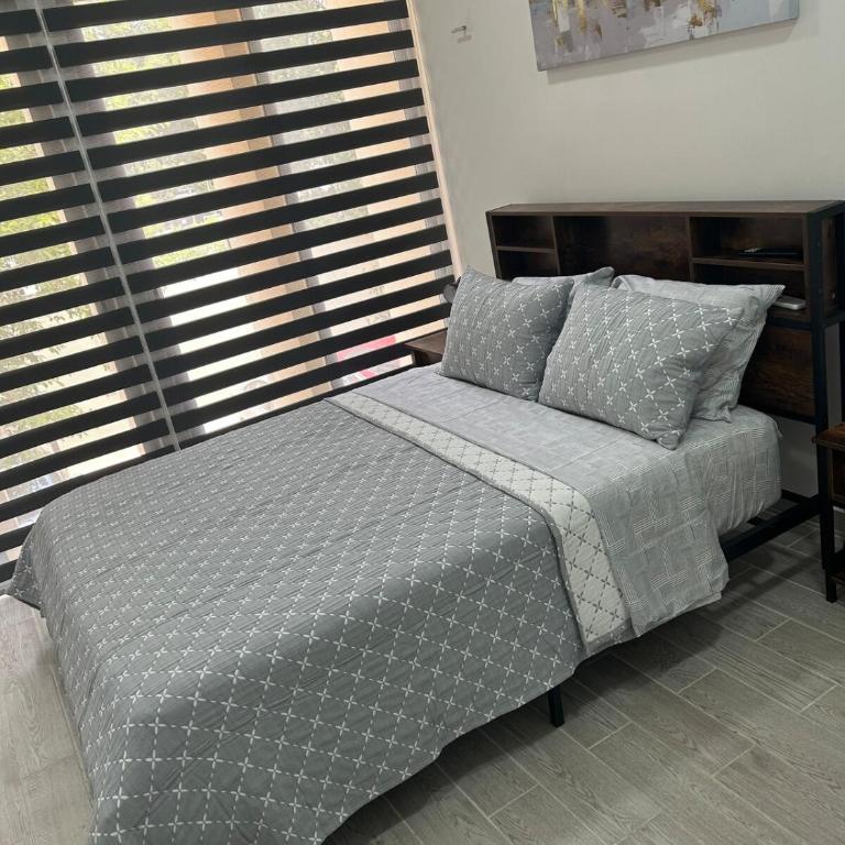 Modern Executive Apartment with Parking - One-Bedroom Apartment - 41