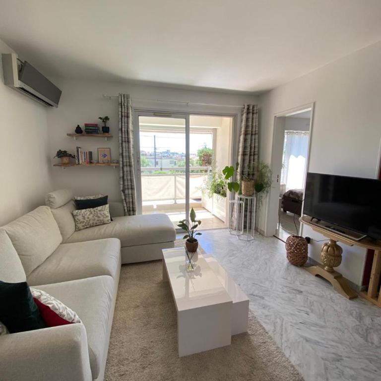 Cocon élégant avec balcon ensoleillé proche mer - Appartement 1 Chambre - 1