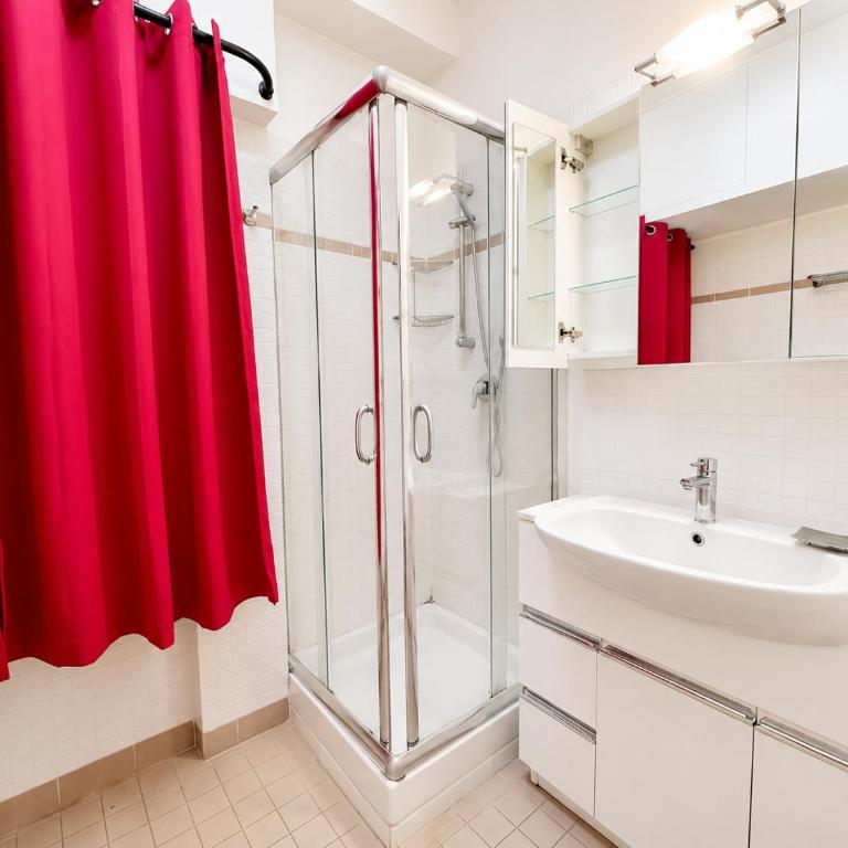 Castel Sant'Angelo 90 - Apartments near Piazza Cavour by RHR - Classic Apartment - 5