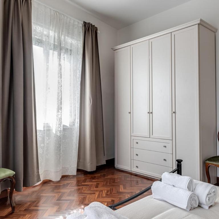 Florentine Gem in city centre - 1 Stop from SMN - Appartamento con 3 Camere da Letto - 2