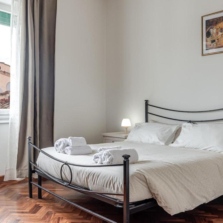 Florentine Gem in city centre - 1 Stop from SMN - Appartamento con 3 Camere da Letto - 12