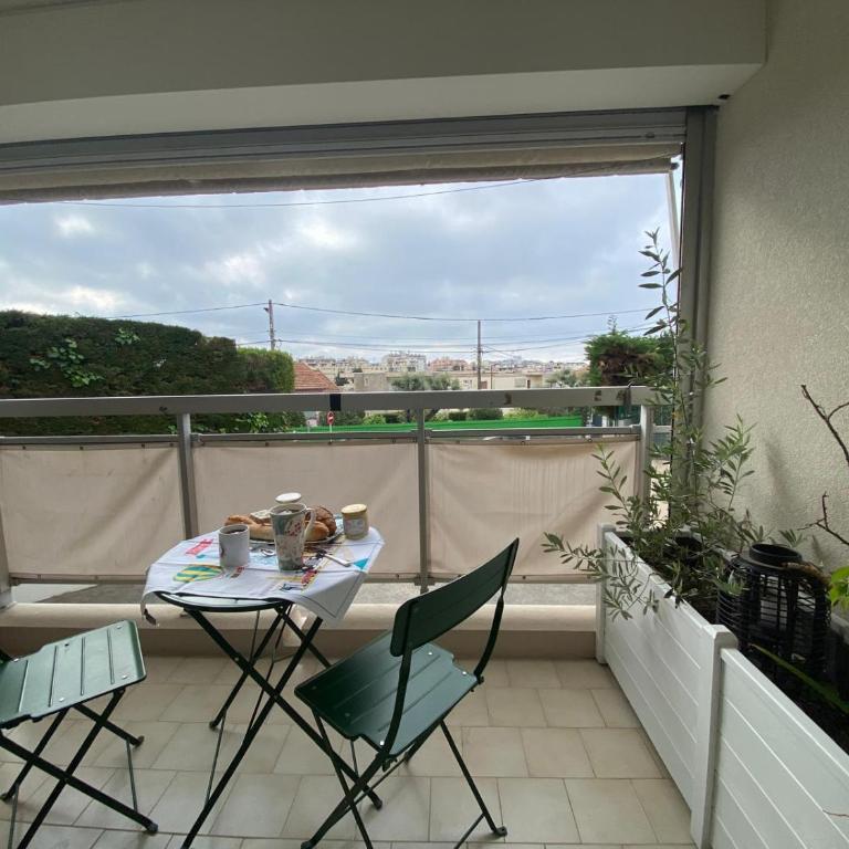 Cocon élégant avec balcon ensoleillé proche mer - Appartement 1 Chambre - 2