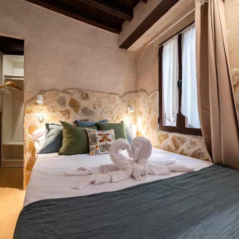 Patio in the Heart of Toledo , Pets , Family - Apartamento de 3 dormitorios - 2