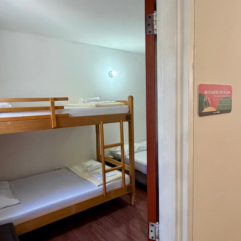 Hostal Beko - 4-Bed Mixed Dormitory Room - 5