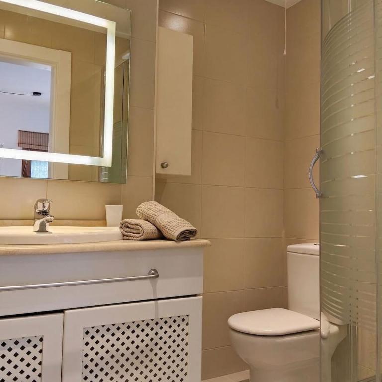 Modern Golf Residence, Disney, Fast WiFi, Pool - Apartamento - 13