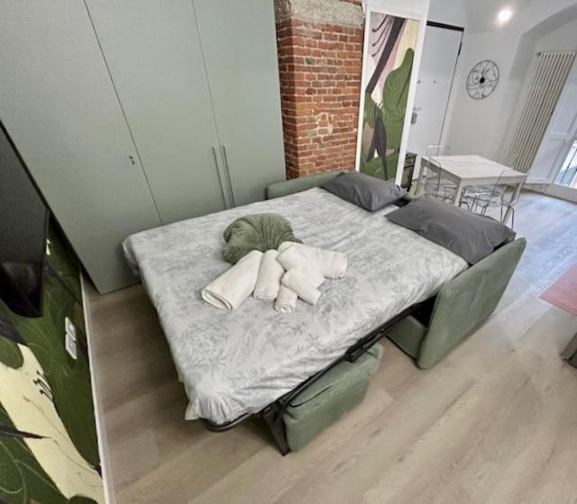 Vanchiglia Design Hideaway. Un'oasi di tranquillità e stile nel cuore di Torino - Apartment - 24