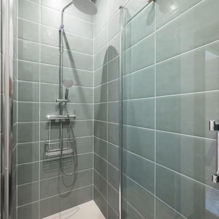 Residence Mont Boron - 4 bedrooms near the Port - Appartement - 14