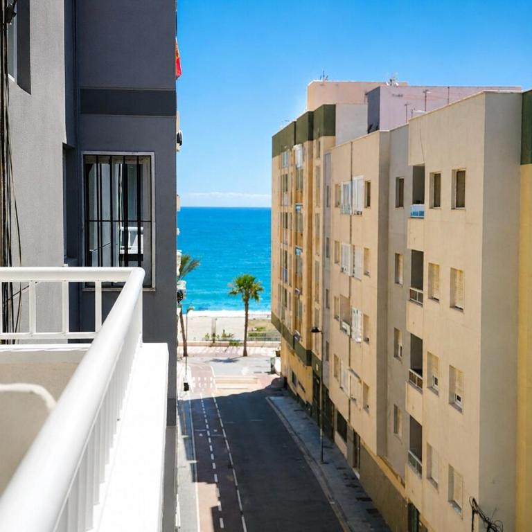 Zapillo Suites, 3 bedrooms, 50 meters from the beach - Three-Bedroom Apartment - 1