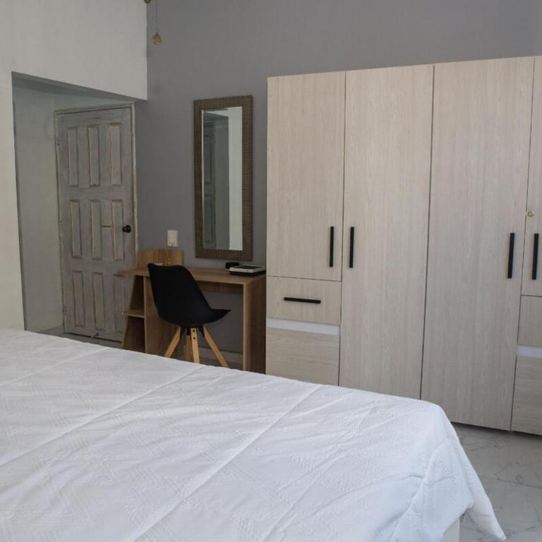 207 Hermoso Apto en el corazón de la ciudad amurallada - Two-Bedroom Apartment - 8