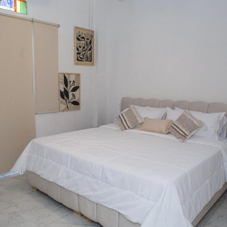 207 Hermoso Apto en el corazón de la ciudad amurallada - Two-Bedroom Apartment - 20