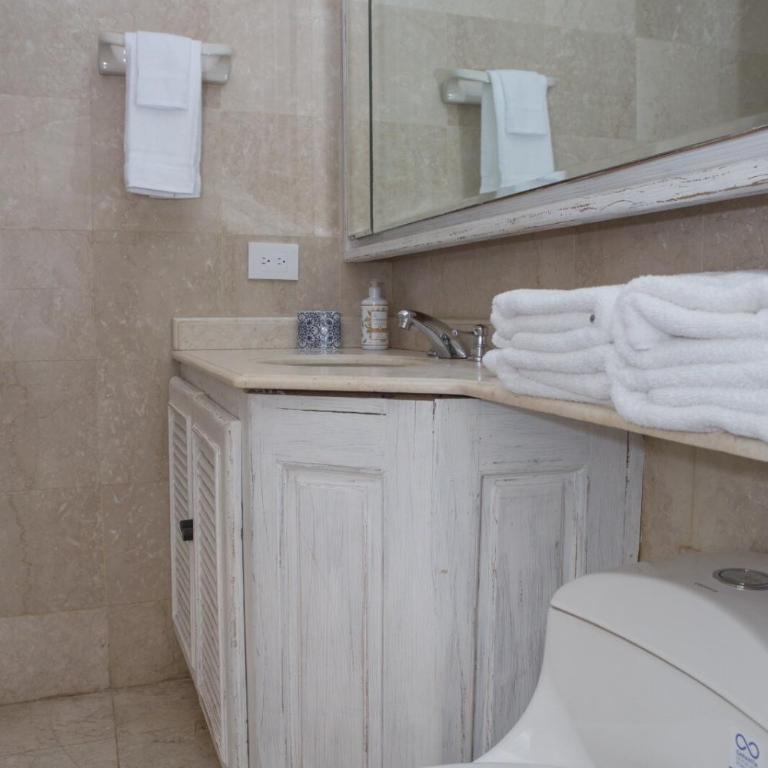 207 Hermoso Apto en el corazón de la ciudad amurallada - Two-Bedroom Apartment - 25