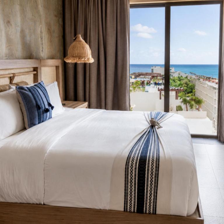 Hotel Indigo Playa del Carmen by IHG - Standard King Room with Ocean View - 3