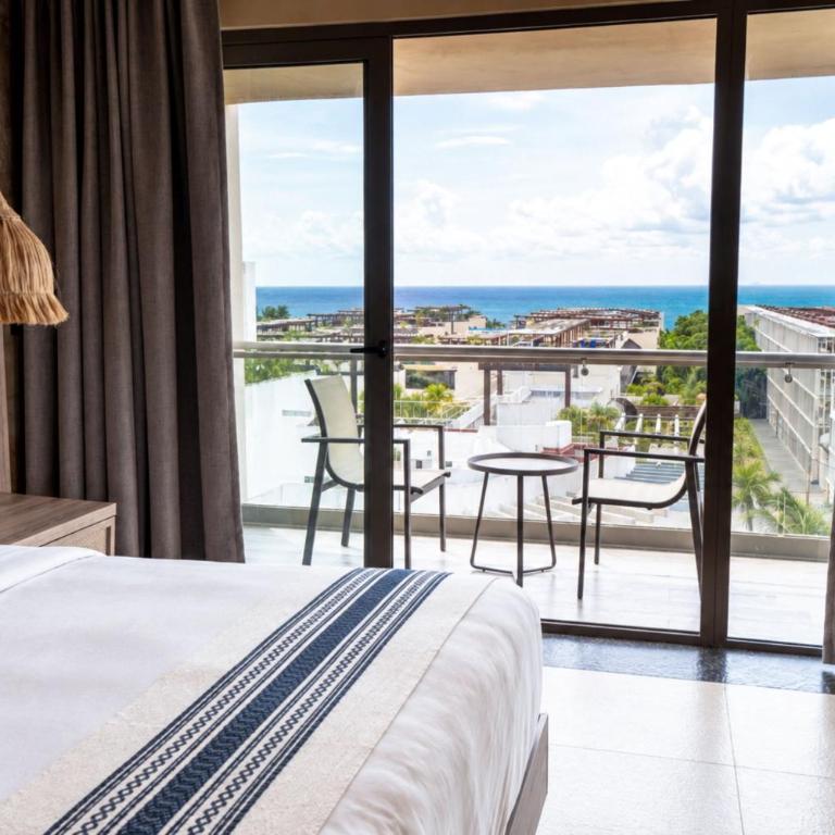 Hotel Indigo Playa del Carmen by IHG - Premium Corner King Room with Ocean View - 3