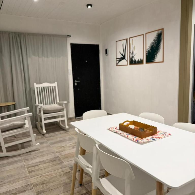 Complejo San Carlos - Two-Bedroom House - 12
