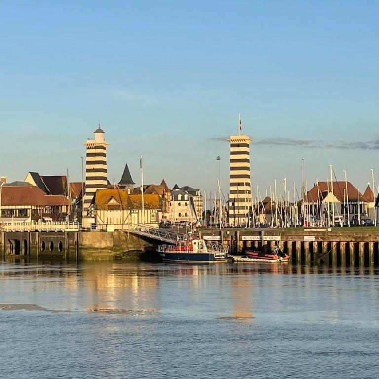 Trouville-sur-Mer cozy apartment with private courtyard - Appartement 1 Chambre - 22