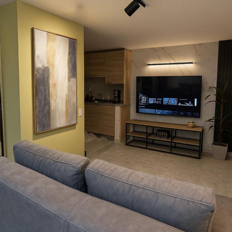 Apto excelente vista a medellin, cerca a todo - Two-Bedroom Apartment - 47