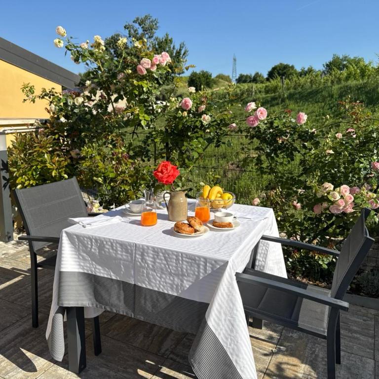 Agriturismo Corte Busola Private Jacuzzi with Breathtaking Views of Valpolicella - Appartamento con 1 Camera da Letto - 4