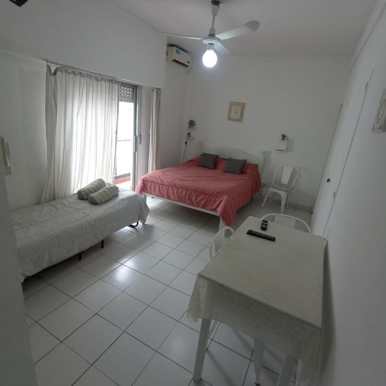 Apartamentos Paraguay Soleado Excelente Ubicacion - Apartamento con balcón - 3