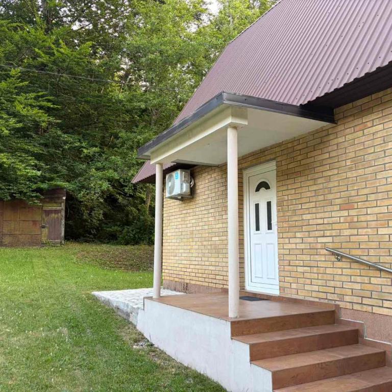 Peak & Pine Kolašin - Kuća sa 2 Spavaće Sobe - 2