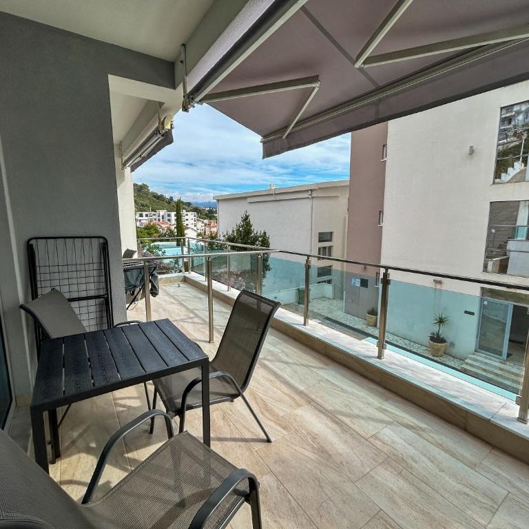 Flabelline Apartments - One-Bedroom Apartment - 11