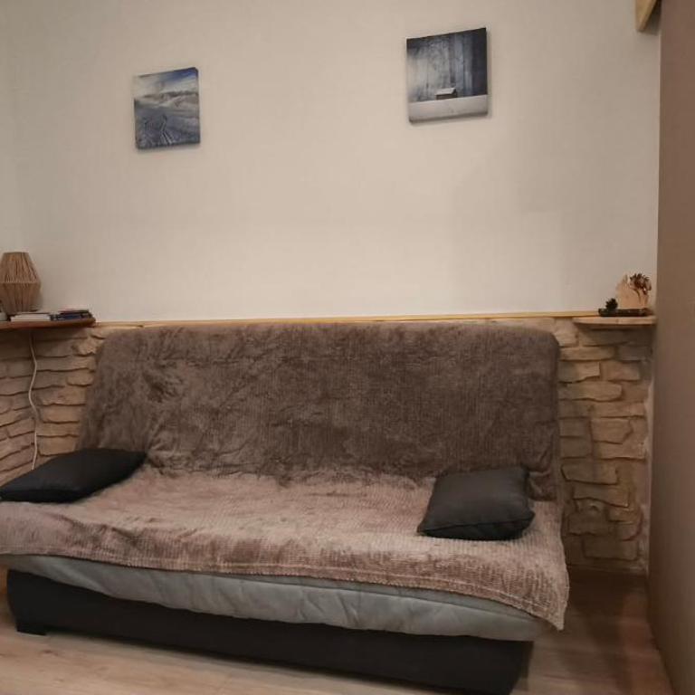 Joli studio aux terrasses de la foux - One-Bedroom Apartment - 11