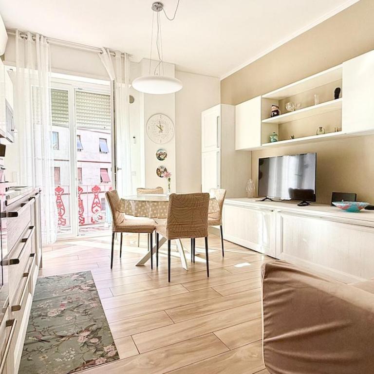 Central Gate La Spezia - Two-Bedroom Apartment - 8