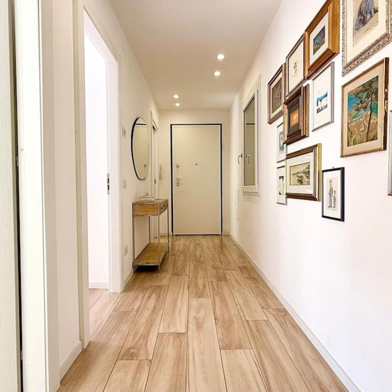 Central Gate La Spezia - Two-Bedroom Apartment - 11