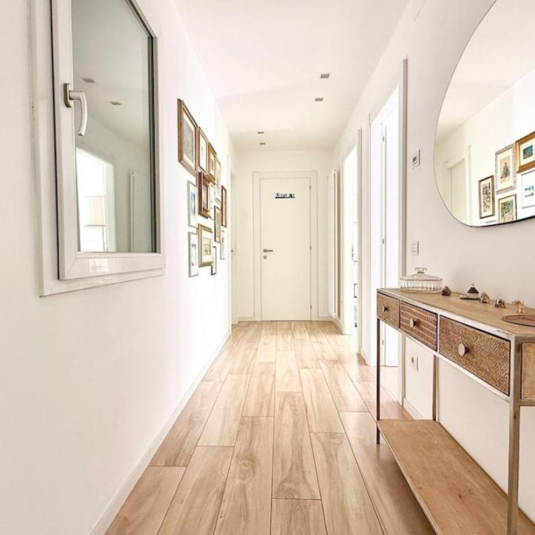 Central Gate La Spezia - Two-Bedroom Apartment - 17