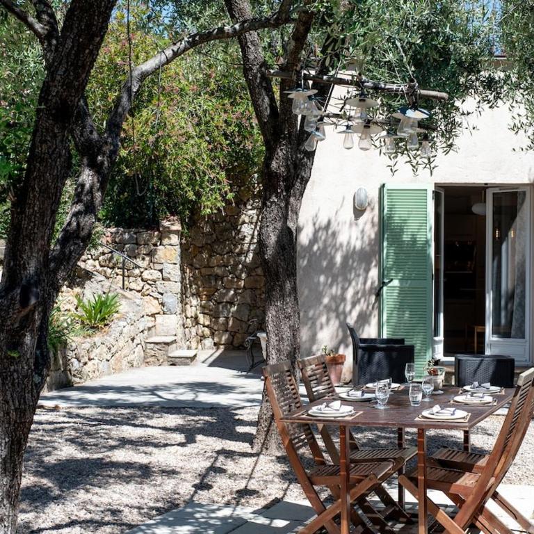 6 mins walk to pool and 10 mins to Valbonne Village - Maison 1 Chambre - 10