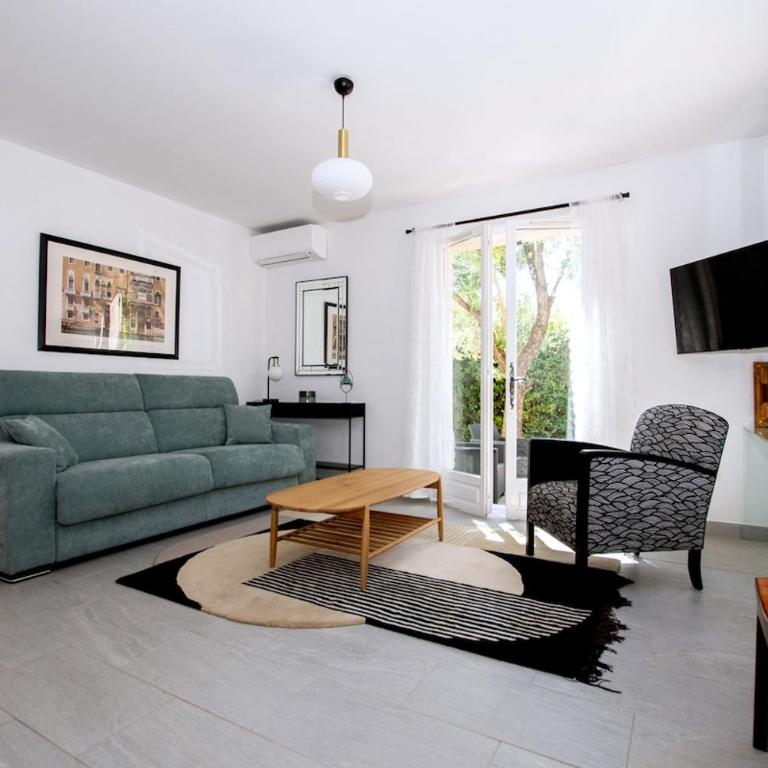 6 mins walk to pool and 10 mins to Valbonne Village - Maison 1 Chambre - 14