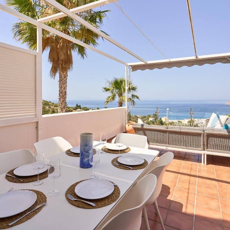 Sunny Sea View Condo with Private Patio, Shared Pool, Amazing Views, Full Kitchen - Two-Bedroom Apartment - 81