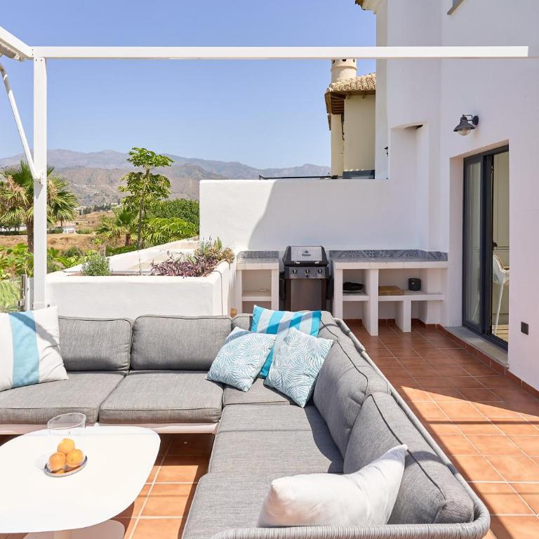 Sunny Sea View Condo with Private Patio, Shared Pool, Amazing Views, Full Kitchen - Two-Bedroom Apartment - 94