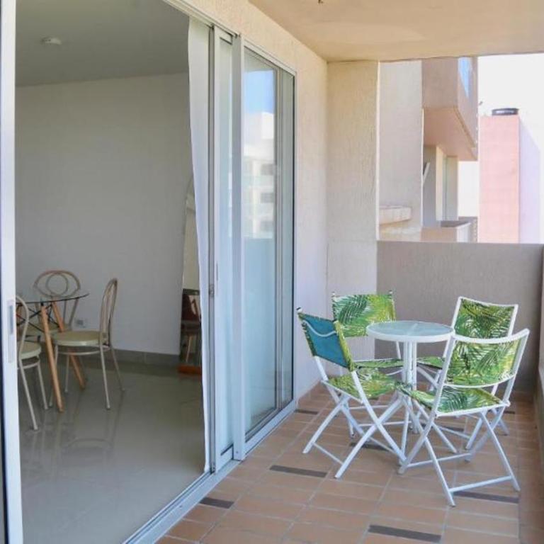 Apartamento en Riomar - Habitación con cama grande - 4