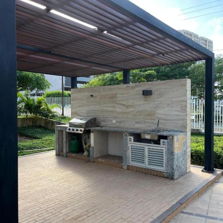 Apartamento en Riomar - Habitación con cama grande - 8