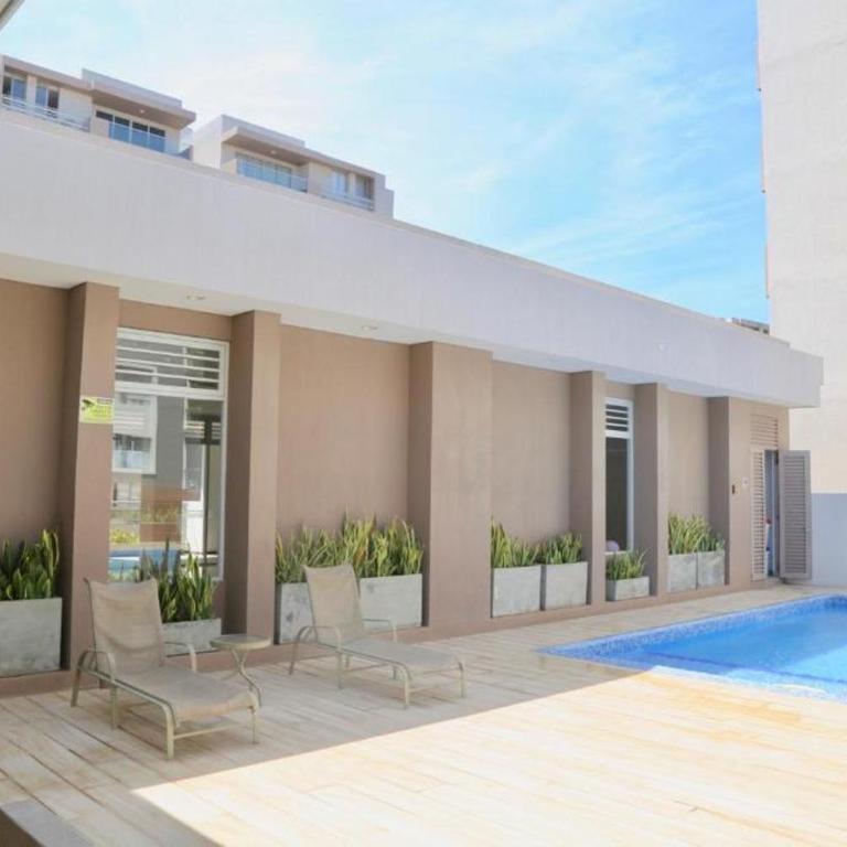 Apartamento en Riomar - Habitación con cama grande - 9
