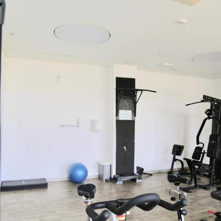 Apartamento en Riomar - Habitación con cama grande - 14