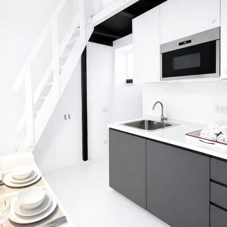 Tiny Cinema Loft - Milan's Smallest Apartment - Appartamento con 1 Camera da Letto - 26